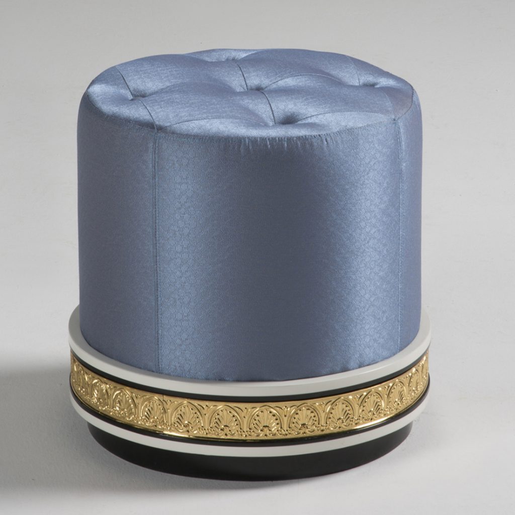 Luxury Footstool WELLINGTON ML50304 Mariner London